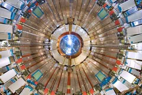 欧洲核子研究中心的大型强子对撞机